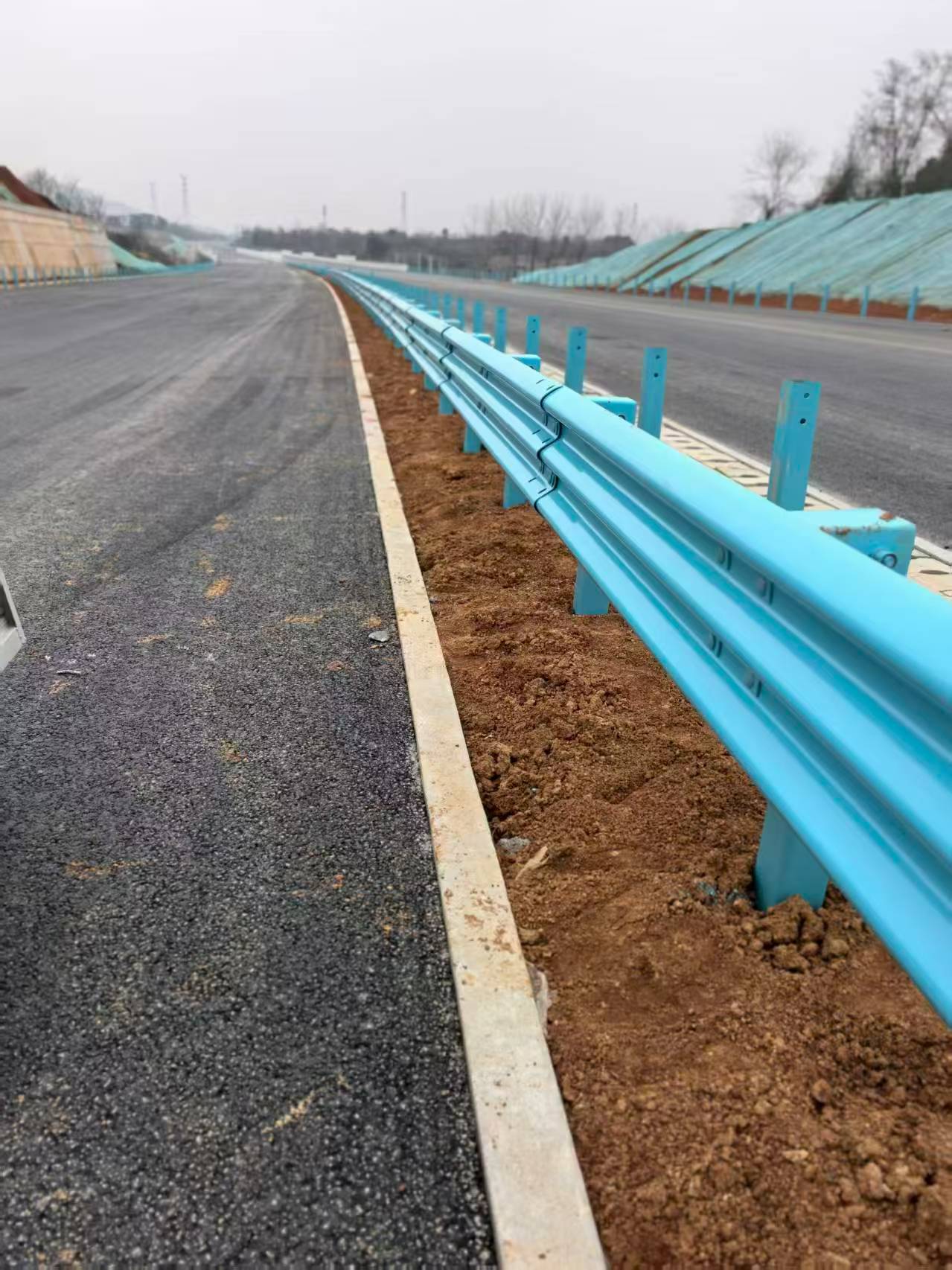 黄山市乡村公路波形护栏波形梁护栏 - 排名